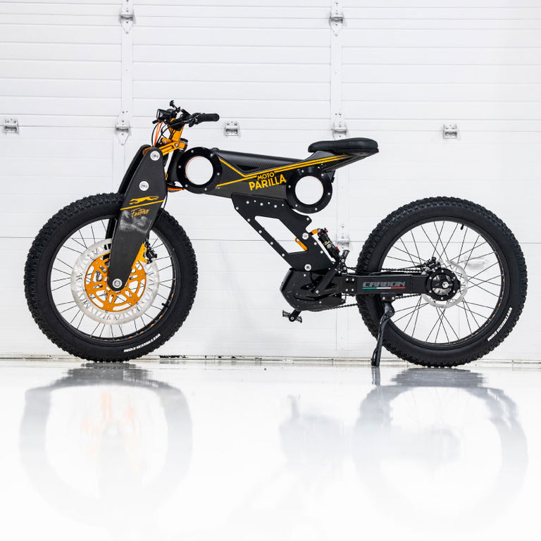 Moto Parilla Carbon Factory 2023 Demo